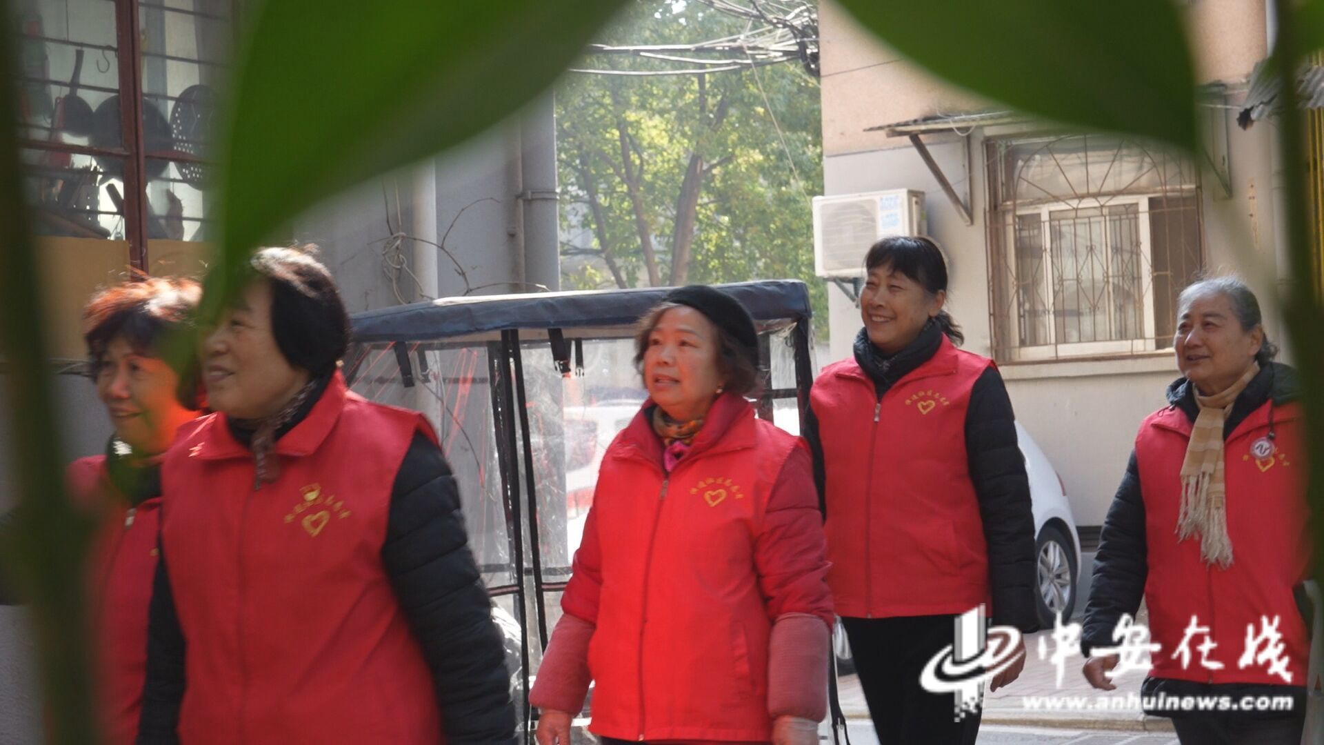 “窗帘之约”的无声守护凯发K8国际中安观察｜